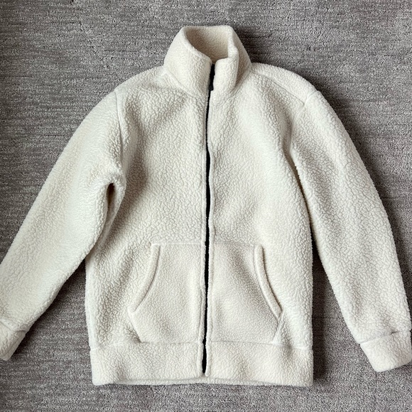 Gap Women’s Ivory Fleece Sherpa Zip Up Jacket Small - Picture 8 of 8
